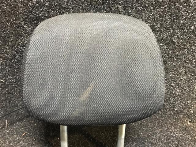 Rear Middle Seat Head Rest
