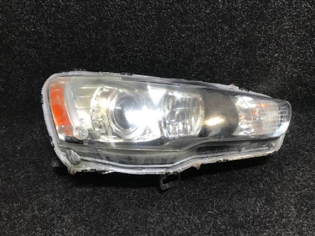R Headlight (hid)