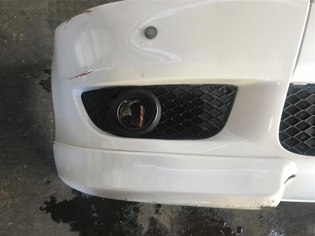 R Spotlight Bezel