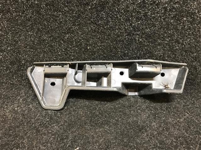 Lf Bumper Retainer