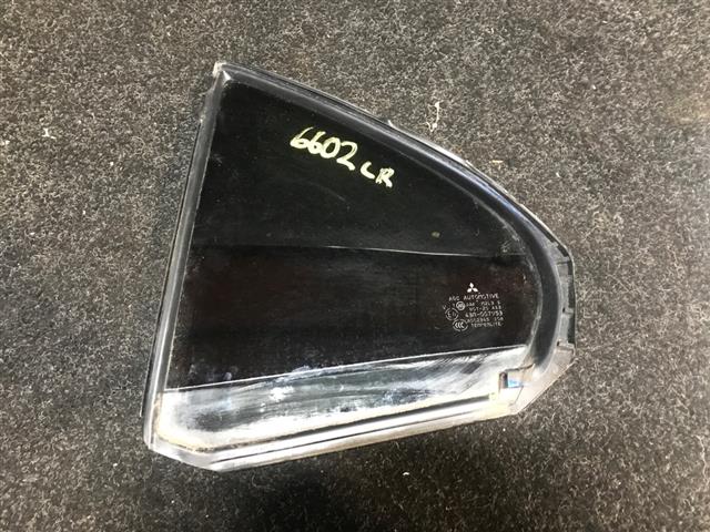 Lr Quarter Glass