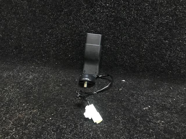 Lr Seat Belt Stalk