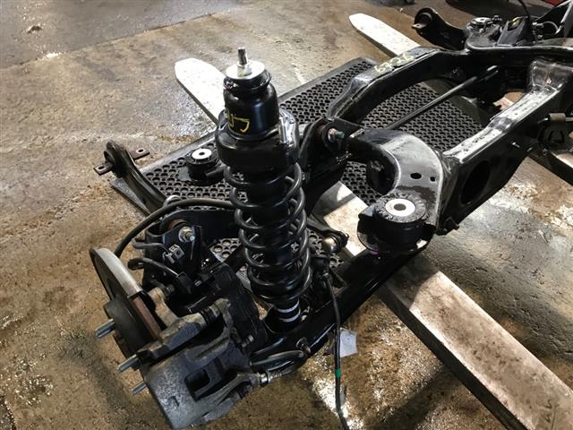 Lr Abs Strut