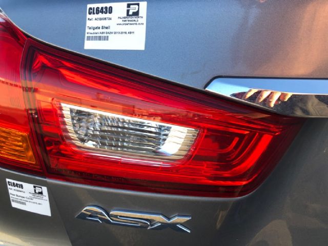 L Tailgate Light