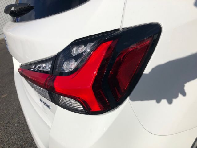 R Tail Light