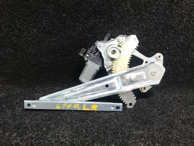 Lr Door Elec Regulator