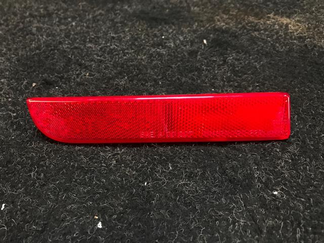 Lr Bumper Reflector
