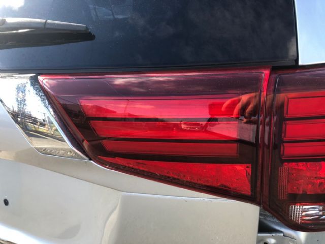 R Tailgate Light