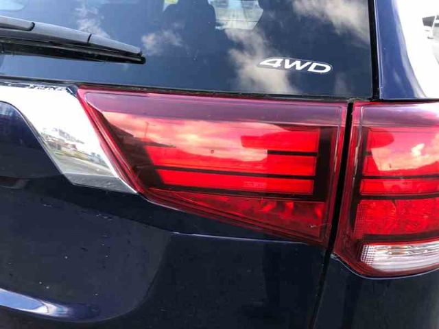 R Tailgate Light