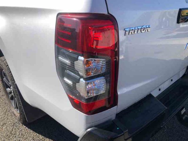L Tail Light (led)