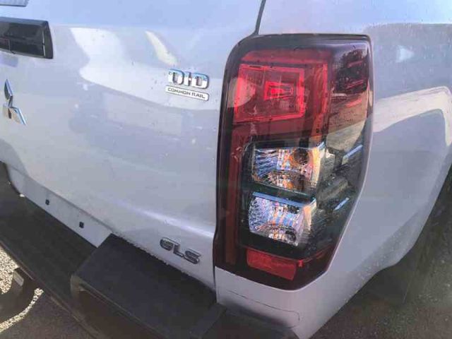 R Tail Light (led)