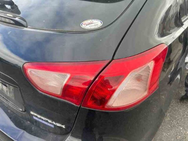 R Tail Light