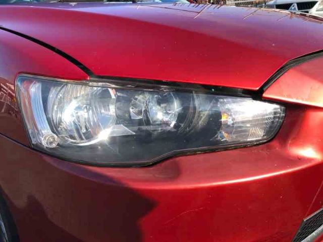 R Headlight (halogen)