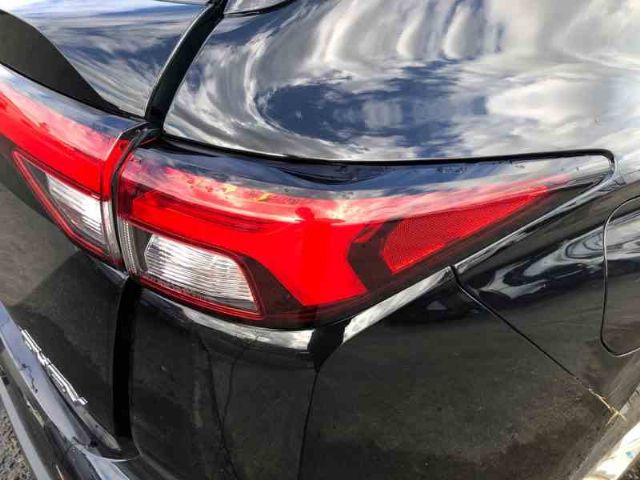 R Tail Light