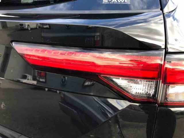 R Tailgate Light