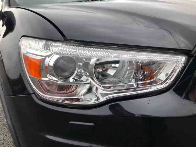 R Headlight (halogen)
