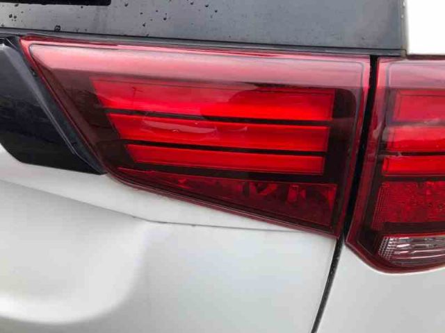 R Tailgate Light