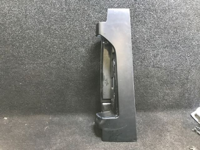 R Tail Light Moulding