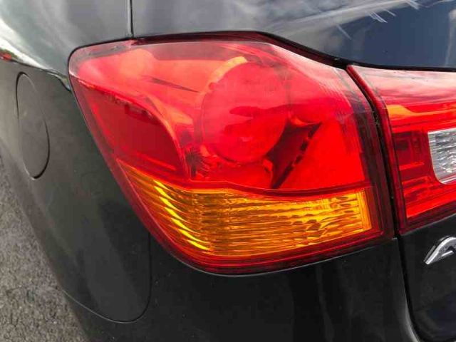 L Tail Light