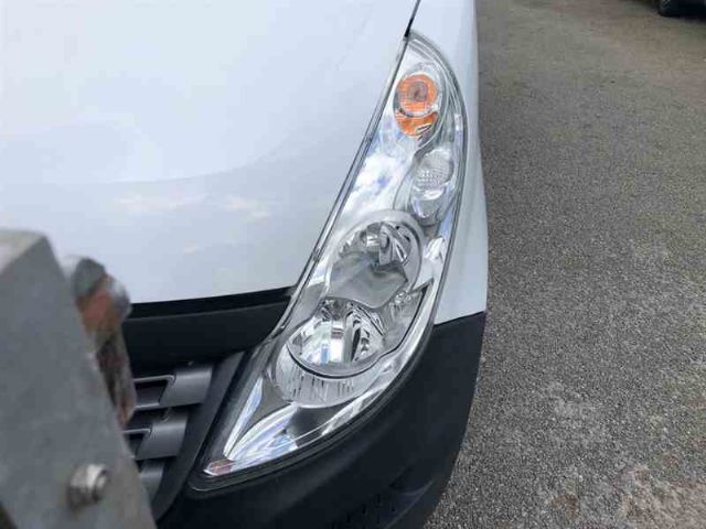 L Headlight