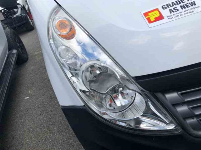 R Headlight