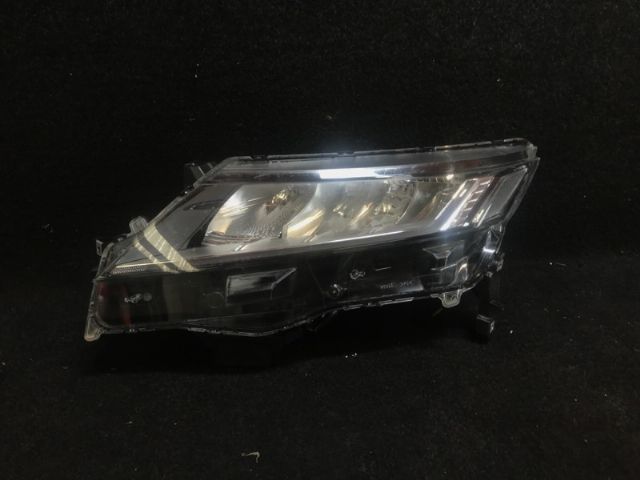 L Headlight (halogen)