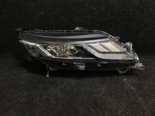 R Headlight (led)