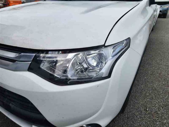 L Headlight (halogen)