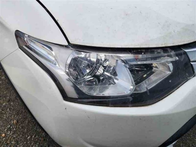 R Headlight (halogen)