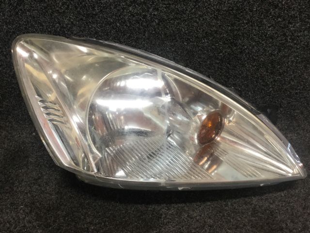 R Headlight