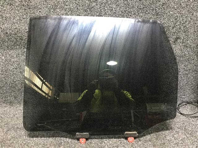 Lr Door Glass