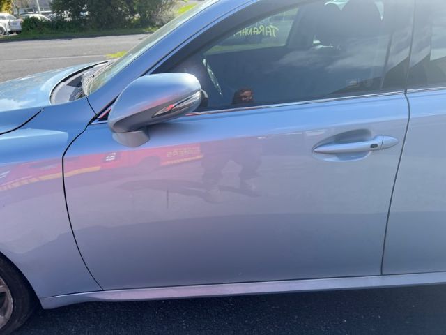 Lexus IS250 - GSE20 05-13