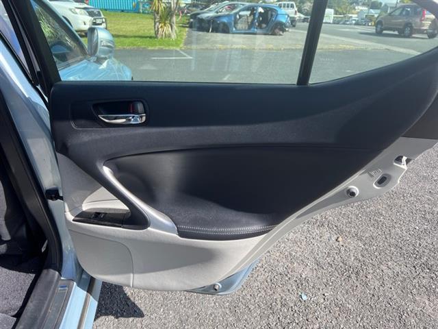 Lexus IS250 - GSE20 05-13