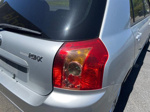 Toyota Runx - NZE121