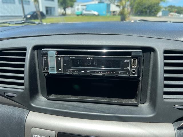 Toyota Runx - NZE121