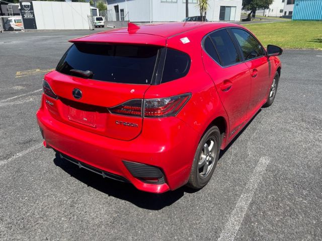 Lexus CT200H - ZWA10