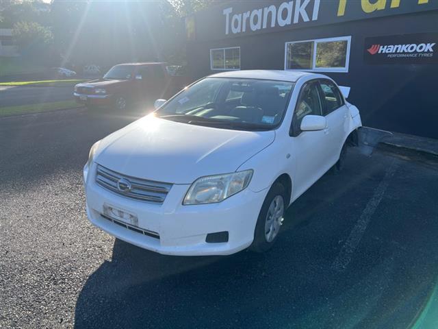 Toyota Corolla - NZE141