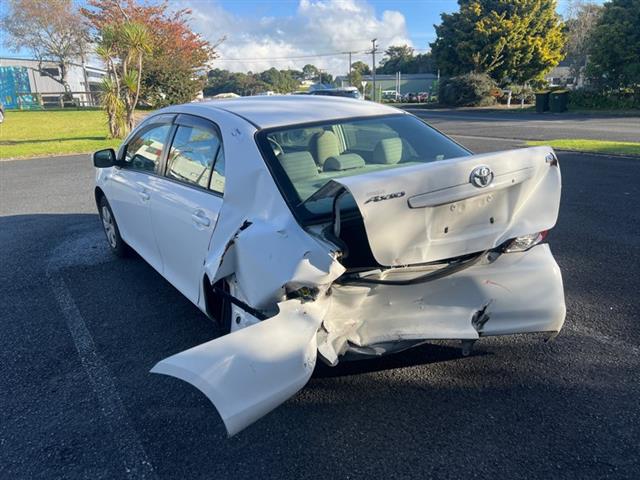 Toyota Corolla - NZE141