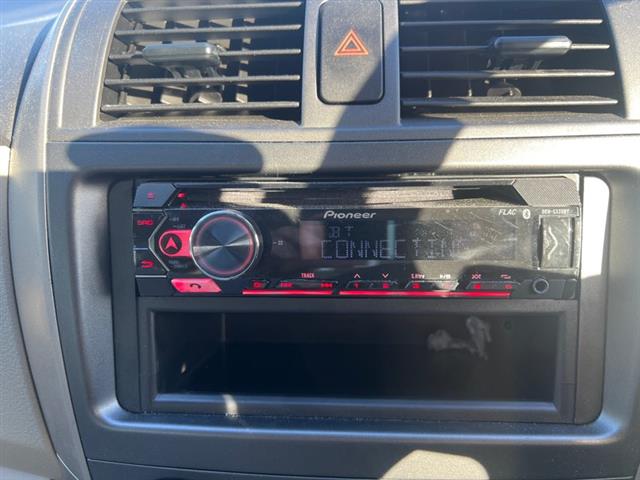 Toyota Corolla - NZE141