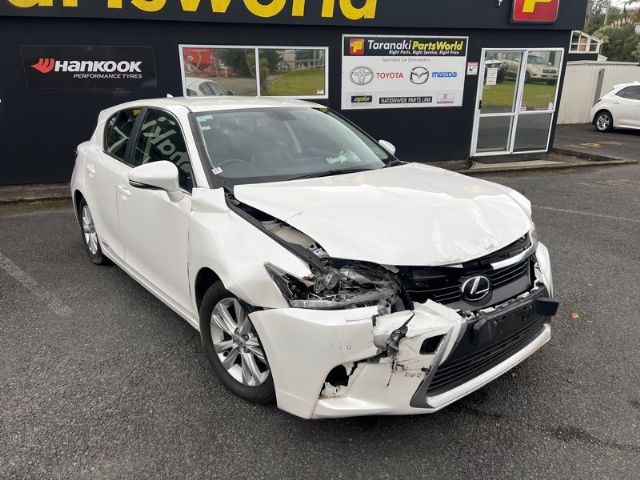 Lexus CT200H - ZWA10