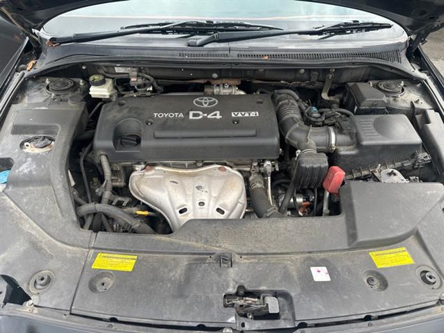 Toyota Avensis - AZT250 2004-2008