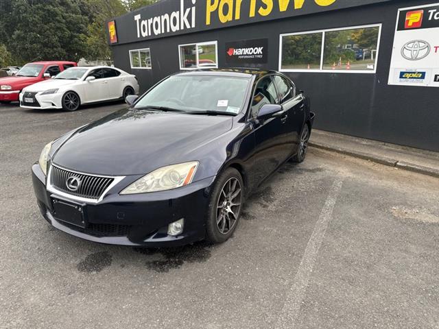 Lexus IS250 - GSE20 05-13