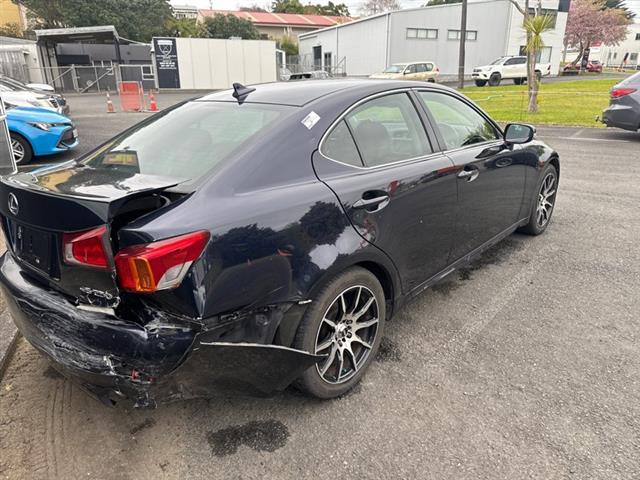 Lexus IS250 - GSE20 05-13