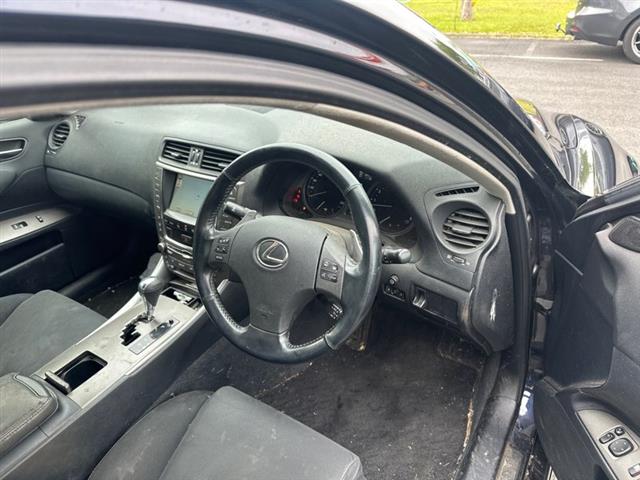 Lexus IS250 - GSE20 05-13