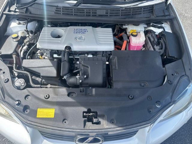 Lexus CT200H - ZWA10