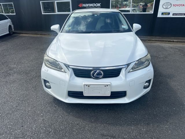 Lexus CT200H - ZWA10