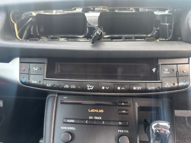 Lexus CT200H - ZWA10