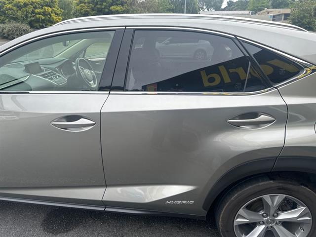 Lexus NX300h - AYZ15