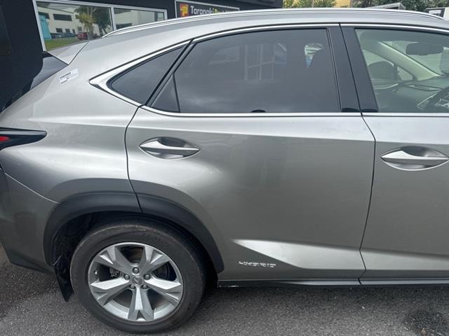 Lexus NX300h - AYZ15