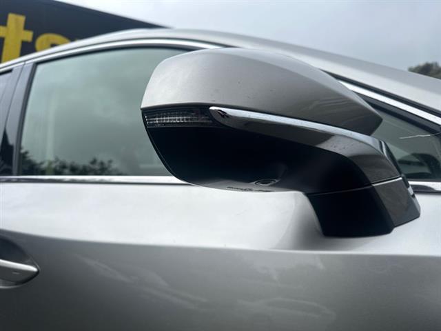 Lexus NX300h - AYZ15